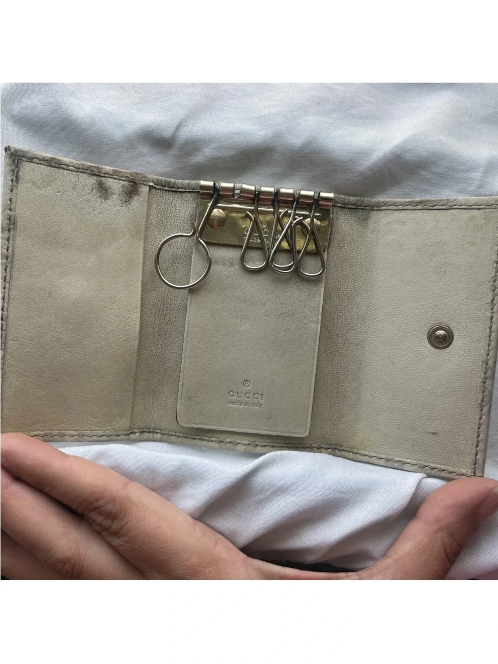 GUCCI Ssima Leather 6 Rings Key Case White